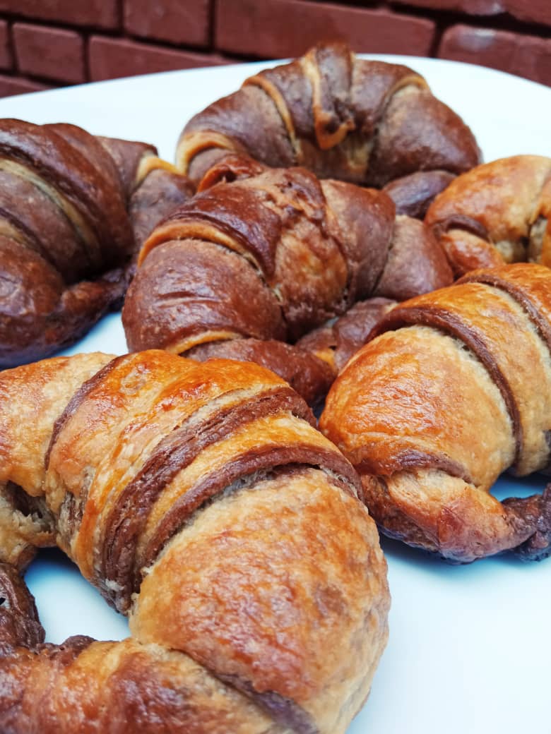 moenagarden's tweet photo. Because i love my job.........
Les viennoiseries bicolores 😉
#Carinesfactory #Tgtwittos #TT228 #team228 #pastry https://t.co/weAqEvWw11