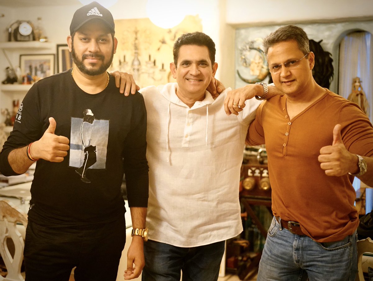 It gives me immense joy to announce my next fillm as a producer with @OmungKumar (Director/Producer) & @KunalShivdasani (Producer) titled #FAUJA! A biopic based on the oldest marathon runner. @aleyamotionmagc @thinkinkpicz @bluelotuscreatives @vanita_ok @vklahoti @Vipulmehta