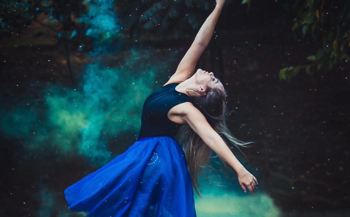 Arubeat_wear's tweet photo. Dancing is the closest thing to magic! 🤩 Do you agree? 

#danceismagic #dancing #dancewear #dancedream #dancer #dancersofinstagram #danceislife #danceapparel #danceshirts #dancetraining #tänzer #tanzladen #onlineshop #dancelove #tänzerin #bailarin #humo #magicworld #dancemagic https://t.co/IrdA1n0NGm