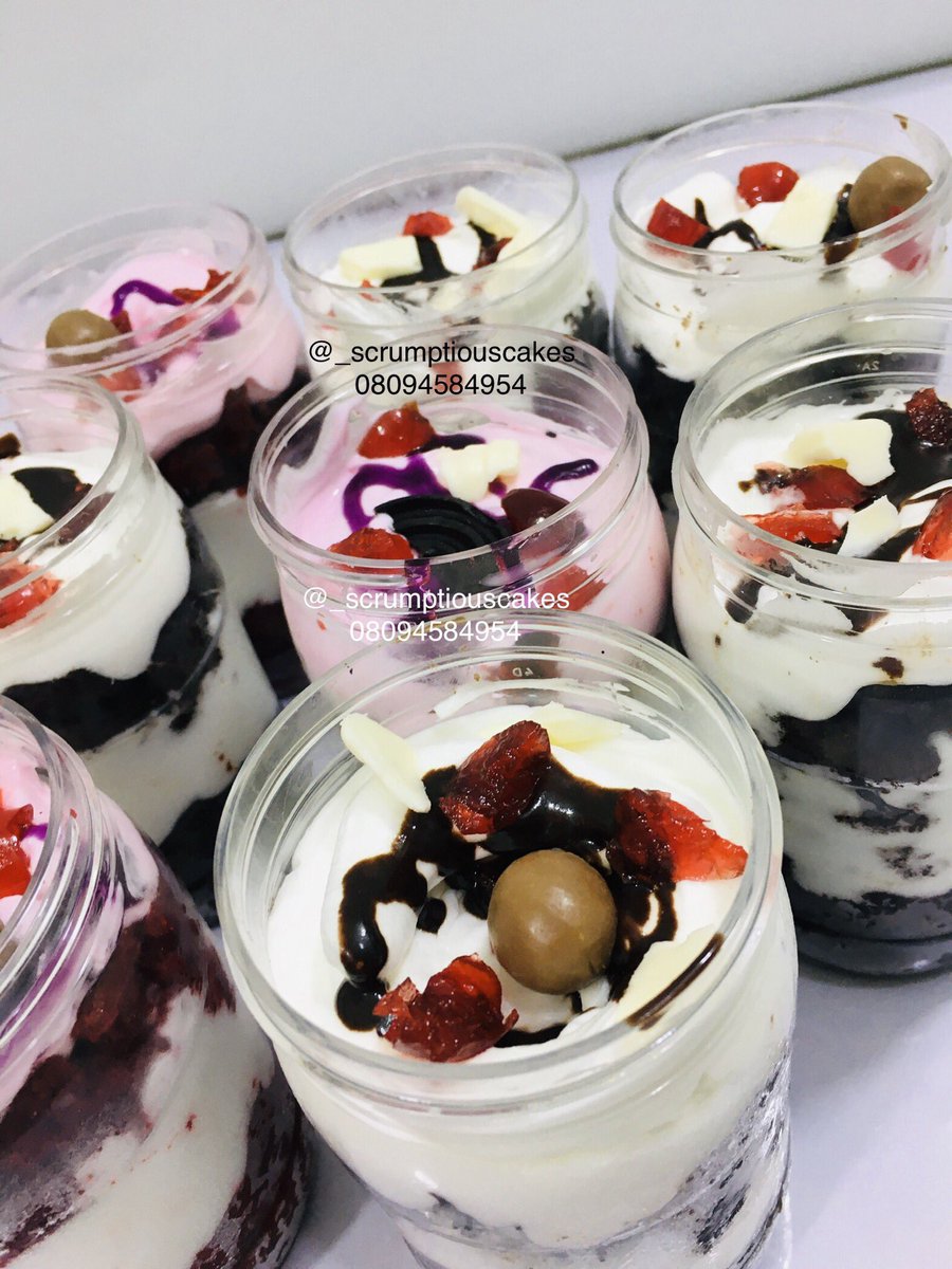 livancakes's tweet photo. This and other amazing yummy treats will be available tomorrow. 

Kindly slide into our DM to place your order, link: https://t.co/OBlujhkmwn

 WhatsApp: https://t.co/ElZtDJjLiF

#treatsinlagos #DistinctEP #Davidomashup #thursdaymorning #NengiAtPayporteBenin #thursdayvibes Buhari https://t.co/URcKMjwcLZ