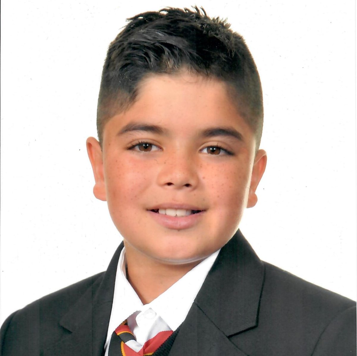 braintumourrsch's tweet photo. To mark what would have been his 14th birthday, the family of Shay Patel, who passed away last year from a #braintumour, are urging people to support the #BrainTumourResearchPetition 💛 Please sign the petition ➡️ https://t.co/eDhUsiMzNE Read more ➡️ https://t.co/WwZcqOGmWY https://t.co/Lsjzidsz9N