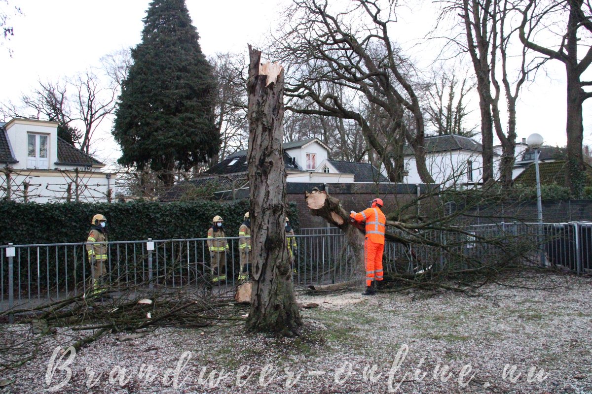 Melding brandweer Prof. Röntgenstraat Apeldoorn