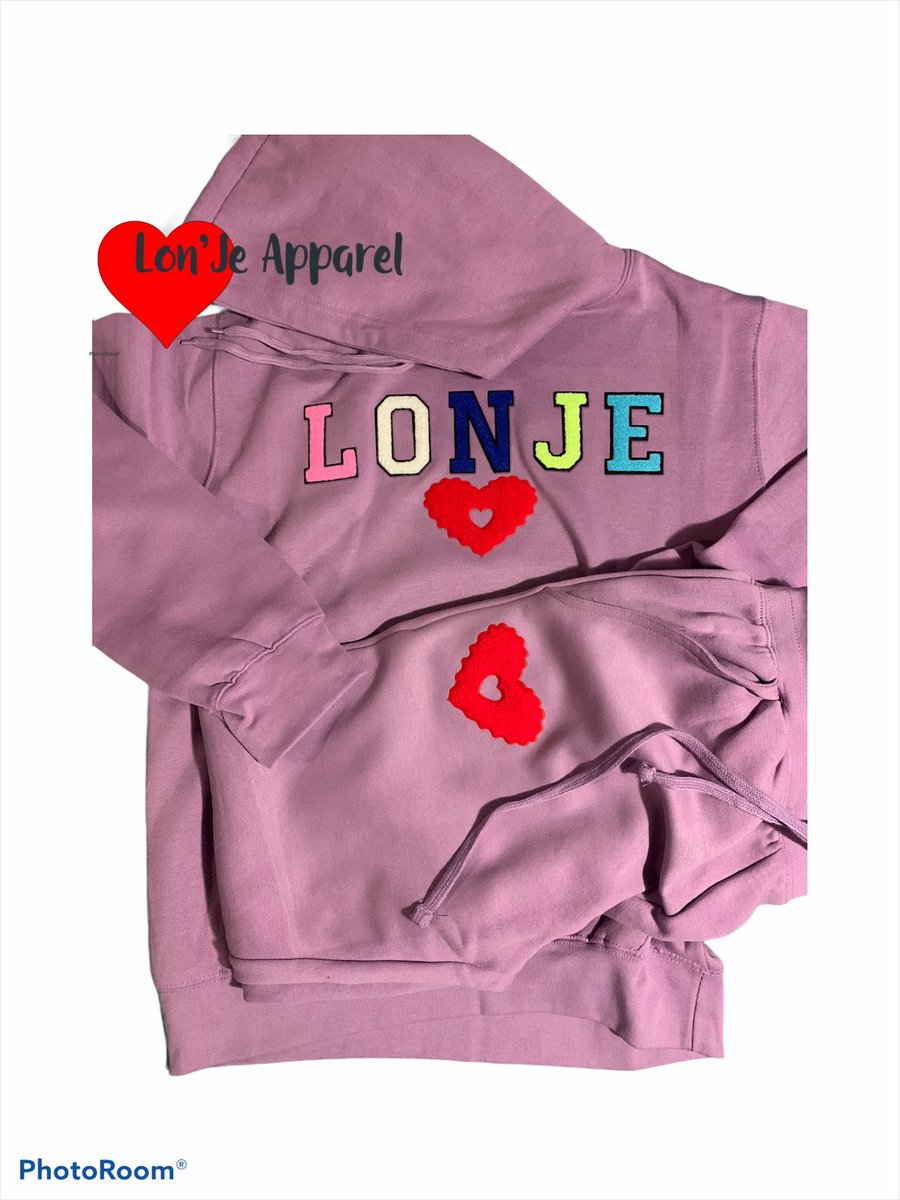 Immahustler's tweet photo. Can’t yAll see @djenvy rocking this new Lon’Je sweatsuit https://t.co/Q39ItwsYHQ