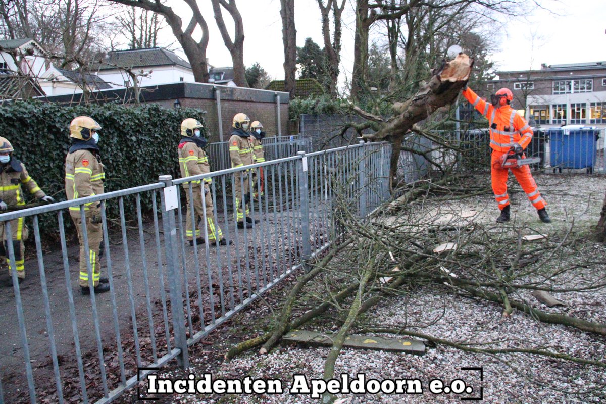 Melding brandweer Prof. Röntgenstraat Apeldoorn