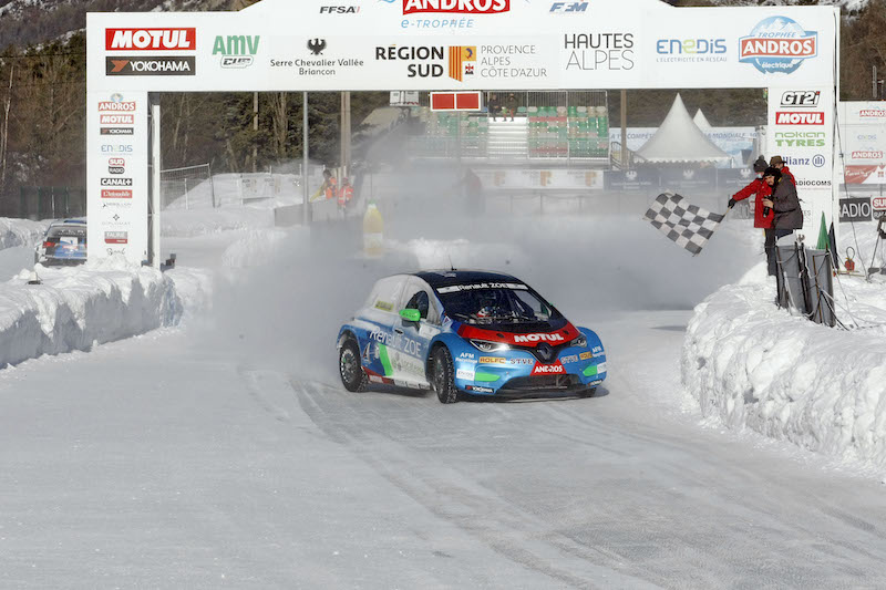 DARacingRX's tweet photo. 👊#Rendezvous décisif pour les #ZOEGlace
Après un week-end à #SerreChevalier marqué par trois #victoires, #JB , #Nico, #Gerald et #Manu ont bien l’intention de rester sur leur lancée à @LansenVercors 
📝Toutes infos infos
➡️ https://t.co/NAuxMfeWXu https://t.co/oeigFVvfqL