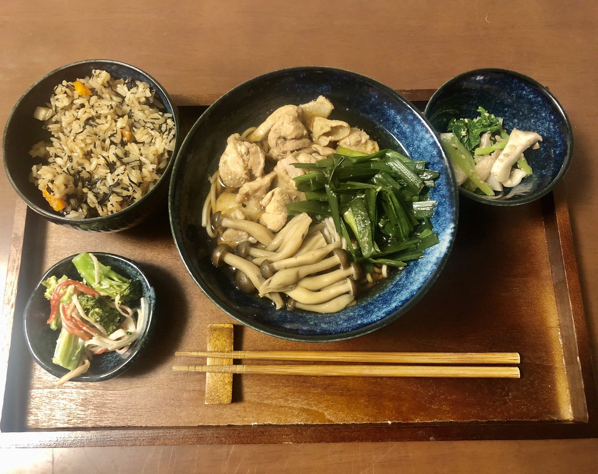 みさきの手作りご飯 まいにちごはん 最近の麺類たち スープから作るのにはまってる 鶏そば ちゃんぽん チゲうどん もつ鍋風 献立 今日のごはん 料理記録 Lunch おうちごはん ランチ ディナー 彼女ごはん 料理初心者 彼氏ごはん みさきの手作りご飯 まいにちごはん 最近の麺類たち スープから作るのにはまってる 鶏そば ちゃんぽん チゲうどん もつ鍋風 献立 今日のごはん 料理記録 Lunch おうちごはん ランチ ディナー 彼女ごはん 料理初心者 彼氏ごはん