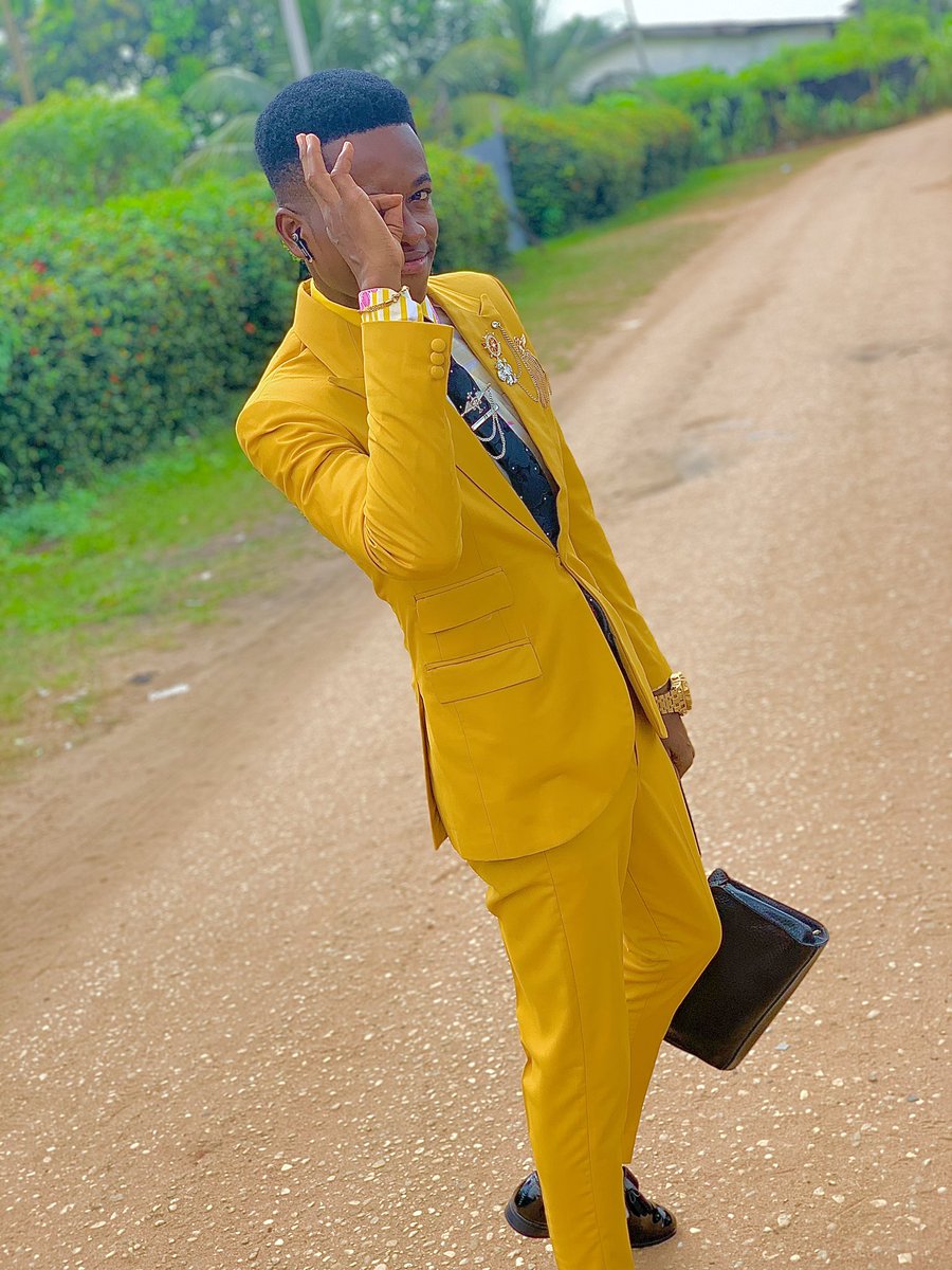 Patriarchwears's tweet photo. Our interest to design your world Patriarch wears #patriarchwears #Suit #nigeriainfomcf #Nigeria #USA https://t.co/DmMMBLJ2P1