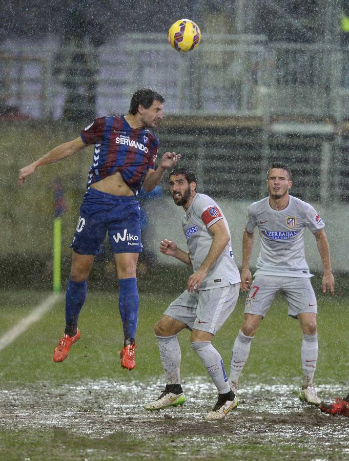 Indios_Rojiblan's tweet photo. El Atleti juega todos los días, hoy lo hace también en Eibar. Aplasta!!! https://t.co/oXEDtU5csk