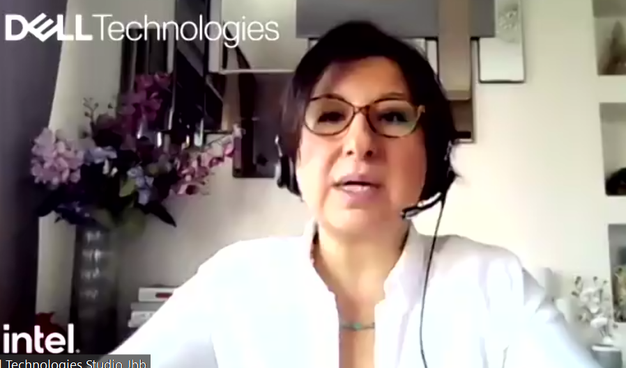 FutureFocusITI's tweet photo. Healthcare and industry have both been forced to accelerate their digital their transformation. The pandemic has spurred on innovation too, like drones planting 300 000 seeds, notes  Secil Seyfe @DellTechZA TechByte https://t.co/WhZN87qTLi