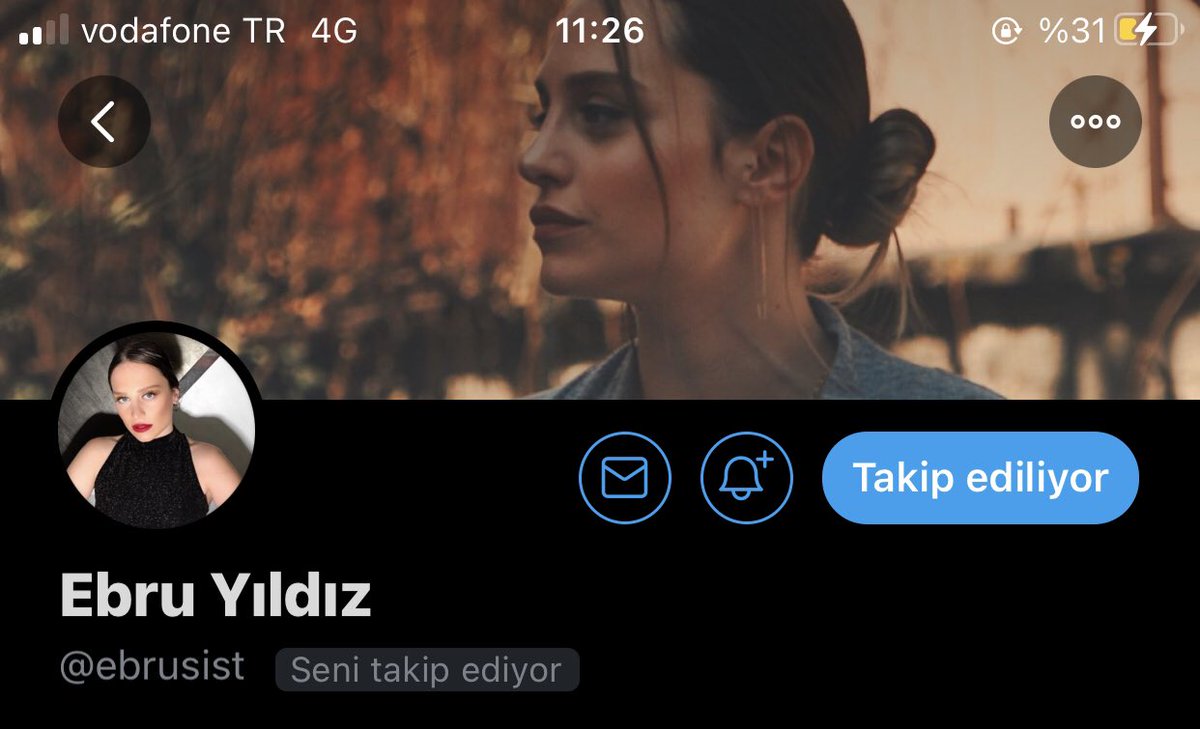 nocontextbkm's tweet photo. Arkadaşlar bakın gittikçe popülerleşiyorum Ebru Yıldız da takibe takip yaparak bugünü şenlendirdi. Birazdan çivi üstünde ayakları kanamadan nasıl yürüyor onu soracağım kendisine.. nasıl yürüyorsunuz @ebrusist Hanım? https://t.co/avPKktyRbd