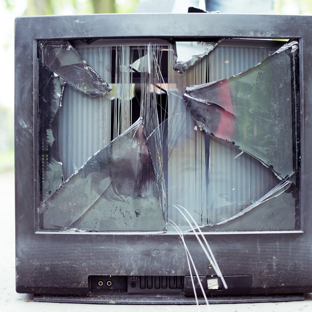 CorbyClean's tweet image. Material Focus is the not-for-profit organisation that has started a campaign to stop householders hoarding and throwing away their old small electricals.

Find out more here: 
ow.ly/ya0H50DbLaU

#recycle #materialfocus