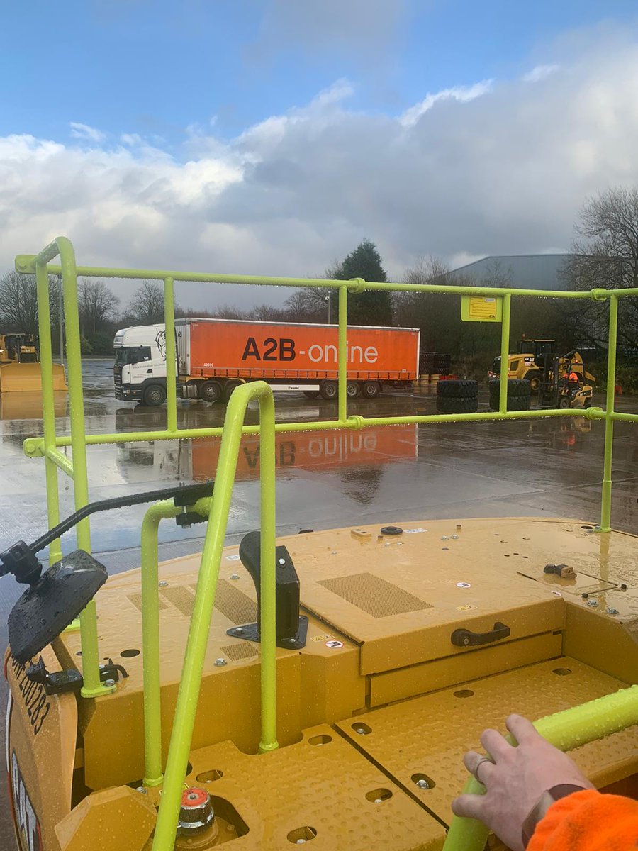 CabcareProducts's tweet photo. Take a look at the handrails we fitted onto a #CAT313GC. Call us on 01785 851 944 or email sales@cabcare.com for a quote. Visit https://t.co/TzNxvKPQIY
#PlantSales #Construction #Demolition #ExcavatorSales #PlantHire #Earthmovers #Groundworks #CAT https://t.co/MZEAQtJe1t