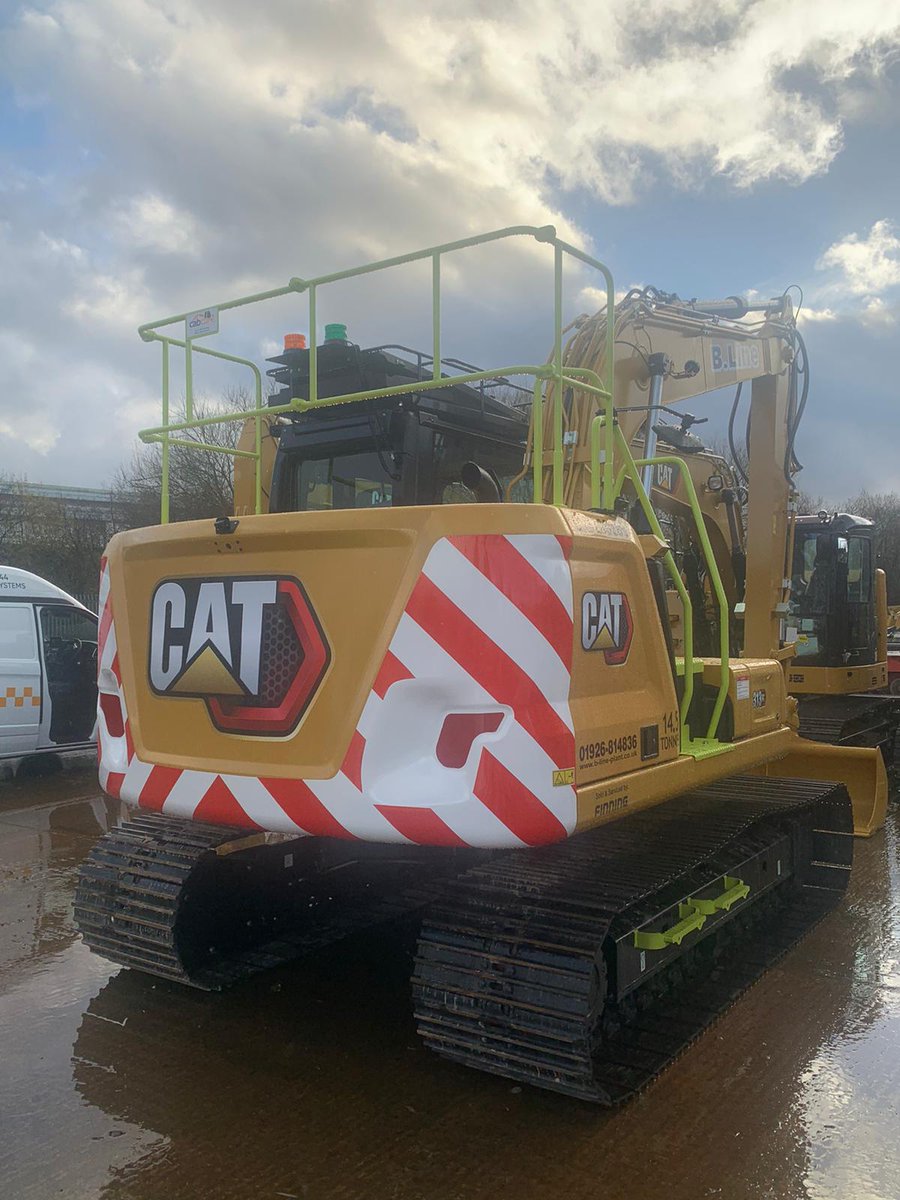 CabcareProducts's tweet photo. Take a look at the handrails we fitted onto a #CAT313GC. Call us on 01785 851 944 or email sales@cabcare.com for a quote. Visit https://t.co/TzNxvKPQIY
#PlantSales #Construction #Demolition #ExcavatorSales #PlantHire #Earthmovers #Groundworks #CAT https://t.co/MZEAQtJe1t