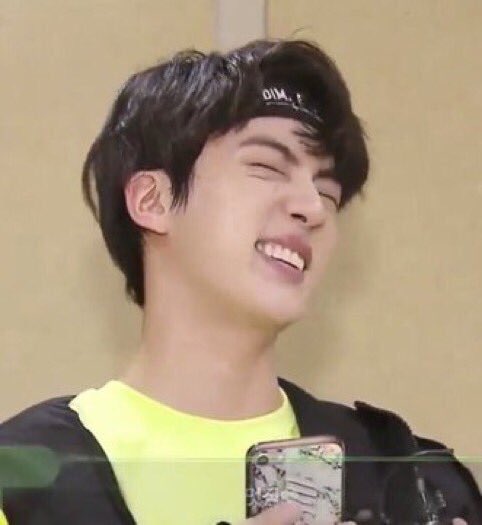 jincheeksdaily's tweet photo. Seokjin owning the most prettiest smile https://t.co/VBNFcOYA5V