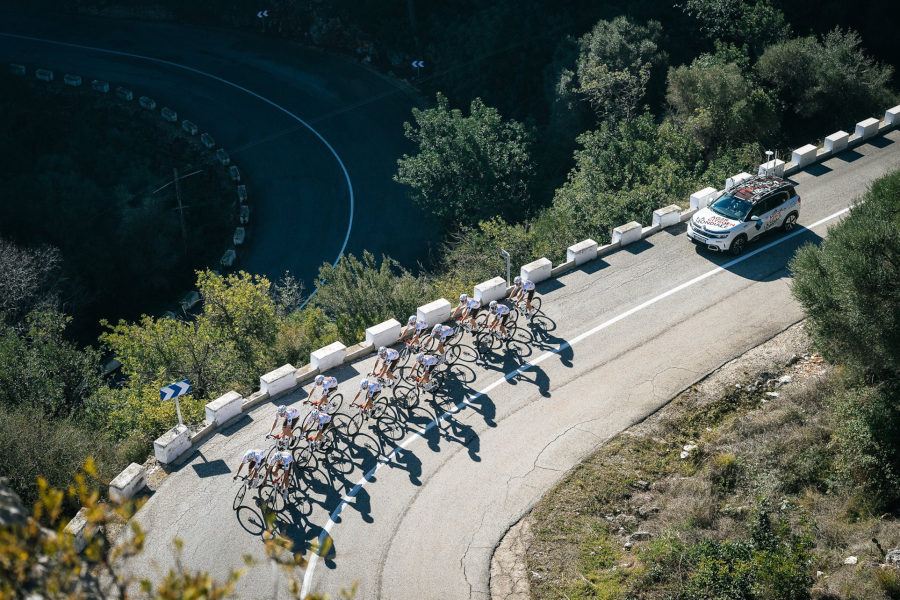 El #Hotel #Dénia #Marriott La Sella ha acogido las concentraciones de pretemporada de tres equipos ciclistas WorldTour: @TrekSegafredo, @Lotto_Soudal y @AG2RCITROENTEAM:

➡️ topbici.es/denia-epicentr… ⬅️

<a href="/DeniaMarriott/">Dénia Marriott La Sella Golf Resort & Spa</a> <a href="/Marriott/">Marriott Hotels</a> <a href="/MarriottIntl/">Marriott International</a> <a href="/MarriottBonvoy/">Marriott Bonvoy</a> <a href="/GAT_gestion/">Gestión de Activos Turísticos</a>