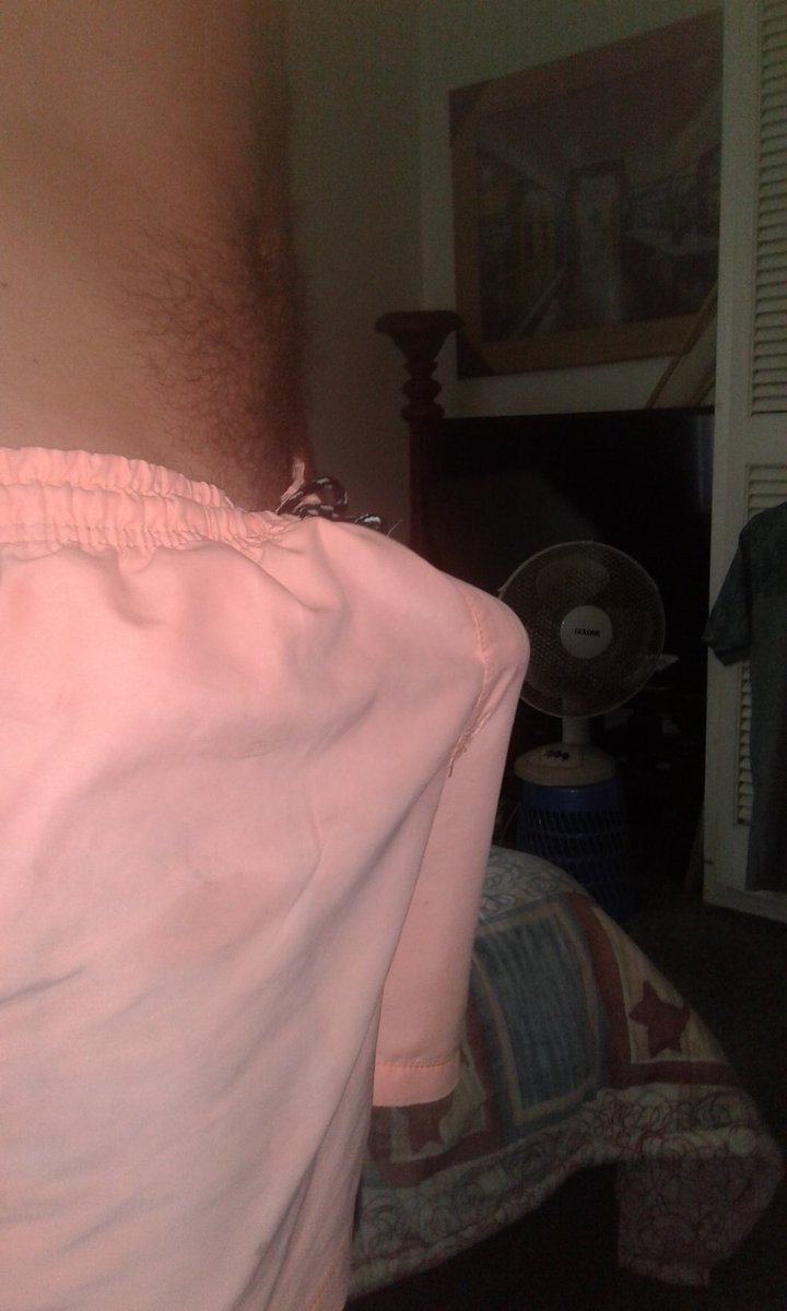naughtyhandsom1's tweet photo. Can't exactly get up and walk through the house with this 😆😆😆😆😆 https://t.co/J97I8dENc4