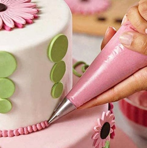 NaturalnNatural's tweet photo. Juegos de manualidades y algo más...: Kit completo para decoración de pasteles o cupcakes https://t.co/0Jjx0Gm6h6 #Repost #reposteria #pasteles #dulces #CupCakes #TORTAS #BuenosDias #FelizJueves #COVID19 #COVID https://t.co/OyYDRKvGui