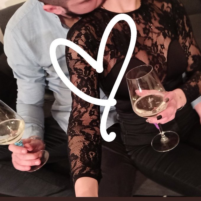 We fell in love during an International Pandemic, i didn't really know what love was until i met YOU<a href="/tag/loveisintheair"class="tags"><span>#loveisintheair</span></a><a href="/tag/thursdayvibes"class="tags"><span>#thursdayvibes</span></a><a href="/tag/thursdaymorni"class="tags"><span>#thursdaymorni</span></a>