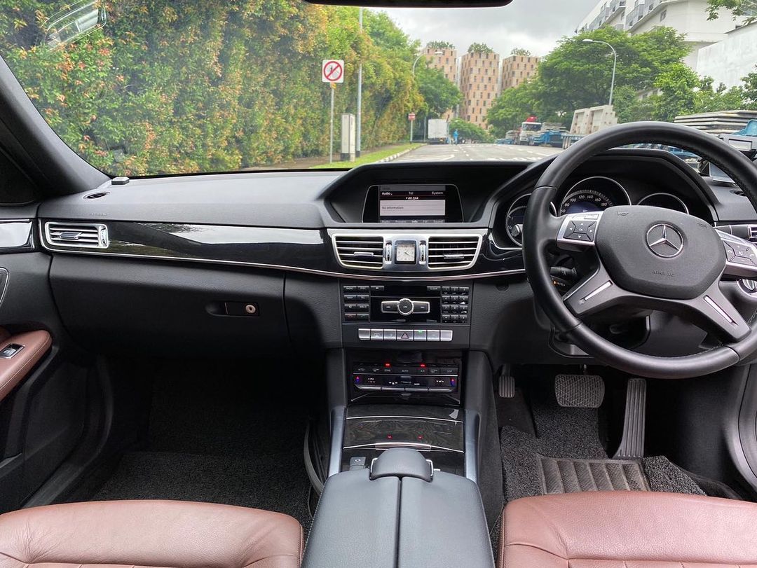 ferr_imports's tweet photo. Mercedes E200
Ready for importation on order
YEAR2014  January || 2,000cc turbocharged Petrol || 7 speed 7GTronic || 
Price kes 3,517,000

Contact +254 799 982 215
 #mercedes #RIPNyachae #deputypresident #nairobi #importsbykairo #ferrprestigeimports https://t.co/Rog9aHSSbq