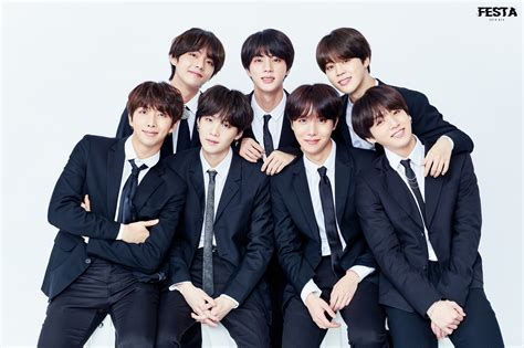 BTSARMYFRANCE_'s tweet photo. [@BTS_twt x Streaming Party]

Nous vous donnons rendez-vous :

🗓️Vendredi 22 janvier 2021
⏳18h30 à 20h🇫🇷

Pour une Streaming Party multi-plateforme 🎧 Soyez prêts à relever les différentes missions ! https://t.co/NKY0mKJYpT