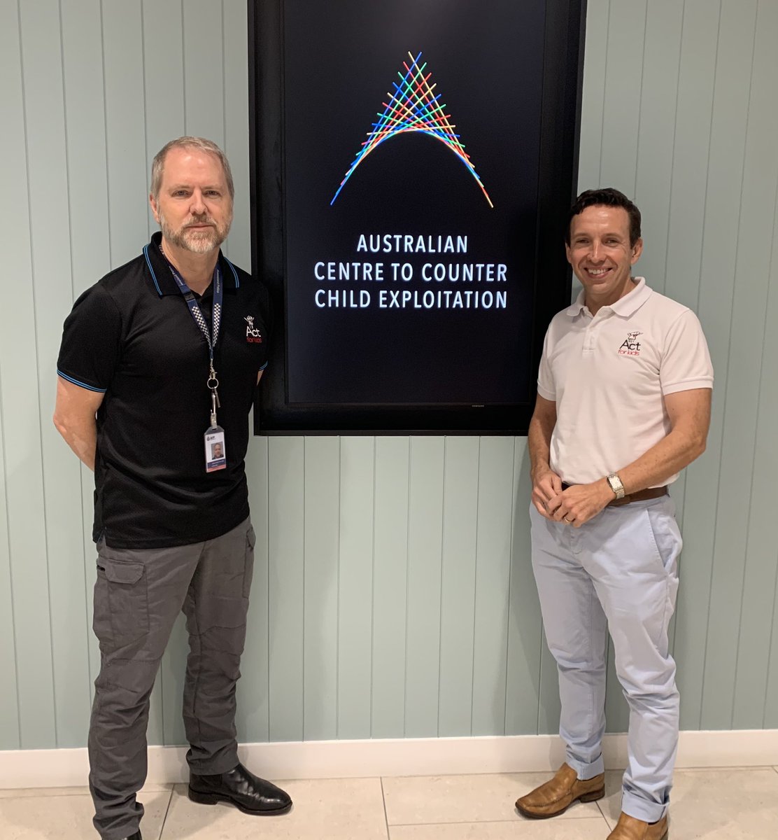StephenABeckett's tweet photo. Terrific catch up with @ActforKids Ambassador &amp; @ACCCE_AUS Ops Manager Inspector Jon Rouse to discuss how together we can better protect children. #ChildProtection is everyone’s business
#ACCCE #ActforKids #Education https://t.co/1pOwpTBLAd