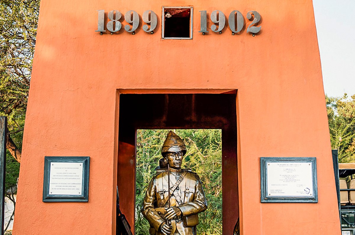 KedarLodge's tweet photo. Did you know that many collections of South African War memorabilia are either not open to the public or are displayed in museum settings? Well, at Kedar, the memorabilia is readily displayed in and around the lodge. This allows you to interact with the memorabilia. https://t.co/IZkJlSGCJk