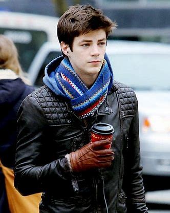 AllenBarryCW's tweet photo. Loved this Outfit @KaraZorelvalor https://t.co/JbjHnEt8fq