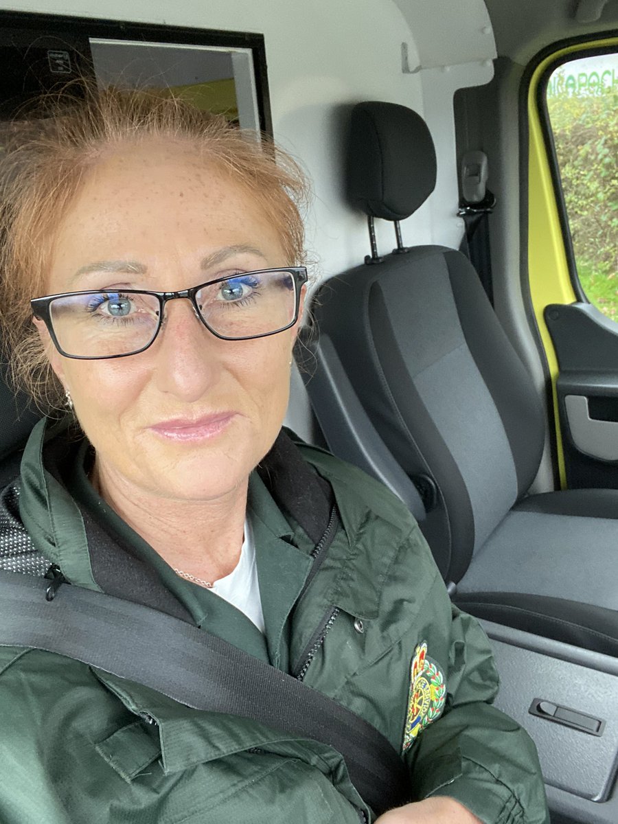 ColletteRunning's tweet image. I’ve reached the age (for some) were I need optical assistance 🤓 #oldage