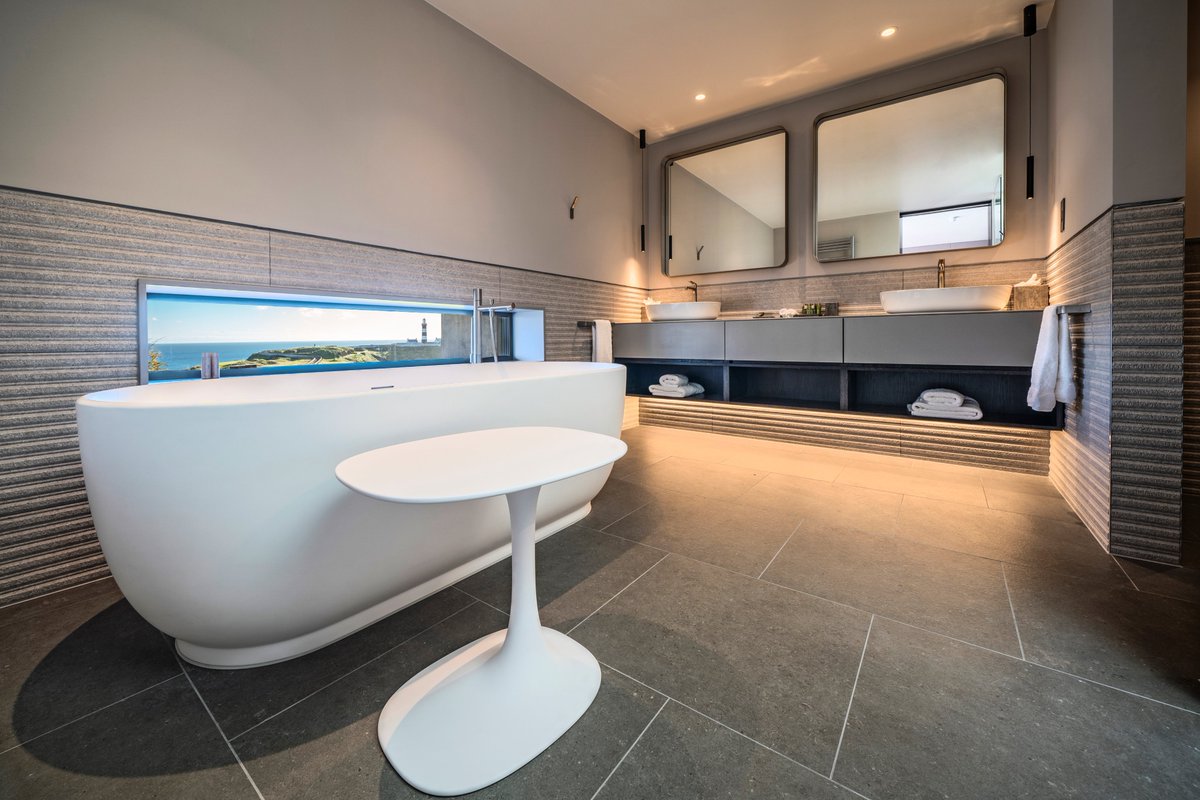 Danny Brassil tweet media