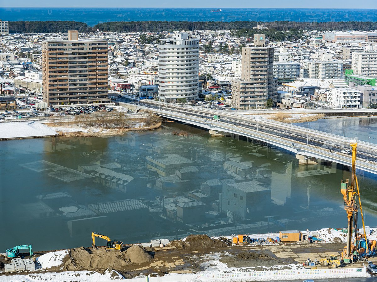 新潟県庁から街並みを撮影したら 川底から別の世界に繋がっているような写真が撮れた 異世界への扉開いちゃってるな 失われし水中都市感 Togetter 新潟県庁から街並みを撮影したら 川底から別の世界に繋がっているような写真が撮れた 異世界への扉開いちゃってるな 失われし水中都市感 Togetter