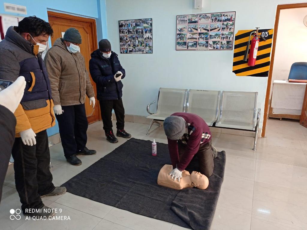 jkircs_official's tweet photo. #IRCSJK imparted 16 Hours First Aid Training to the employees of Hindustan Petroleum Corporation Ltd, LPG Bottling Plant, Pampore, District Pulwama (J&K) from 18th January to 21st January 2021. The training was imparted under the supervision of Dr. IPS Bali, Master Trainer. https://t.co/iNOTwOMDns