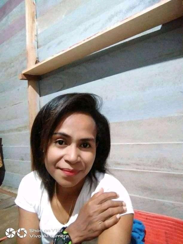 Penismu tak akan membuatku lemah