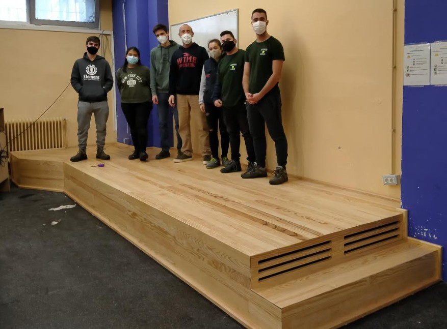 Premium oholtza ikastetxeko cycling aretoan! Lan bikaina egin dute Diseinua eta altzari-hornikuntza heziketa zikloko ikasle-zurginek Kiroletako zikloetako ikasleen kolaborazioarekin #LanbideHeziketa <a href="/EASOzurgintza/">EASO: Zurgintza eta altzarigintza</a> <a href="/FPeuskadi/">FPeuskadi</a>