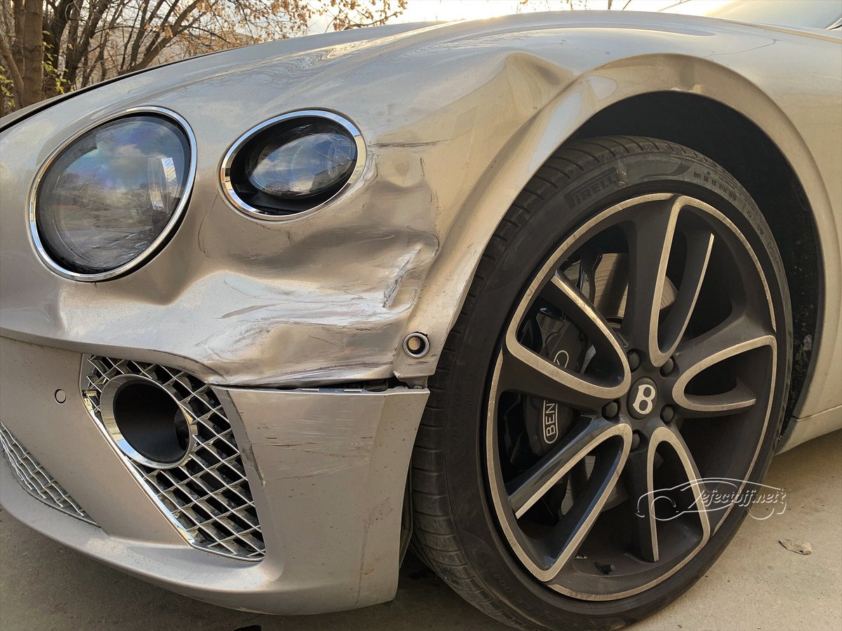 defectoff_net's tweet photo. Кузовной ремонт и окраска деталей Bentley Continental GT в кузовном центре #ДефектоффНет!
https://t.co/6aX7N2GSlt
#дефектовнет #автосервис #автотехцентр #техцентр #ремонтбентли #покраскабентли #Bentley #bentleycontinental #bodyrepair #кузовнойремонт https://t.co/1gbHNygV8t