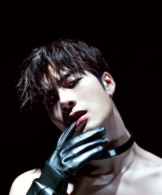 namjsx's tweet photo. Malam https://t.co/Dq2bQPGQmX