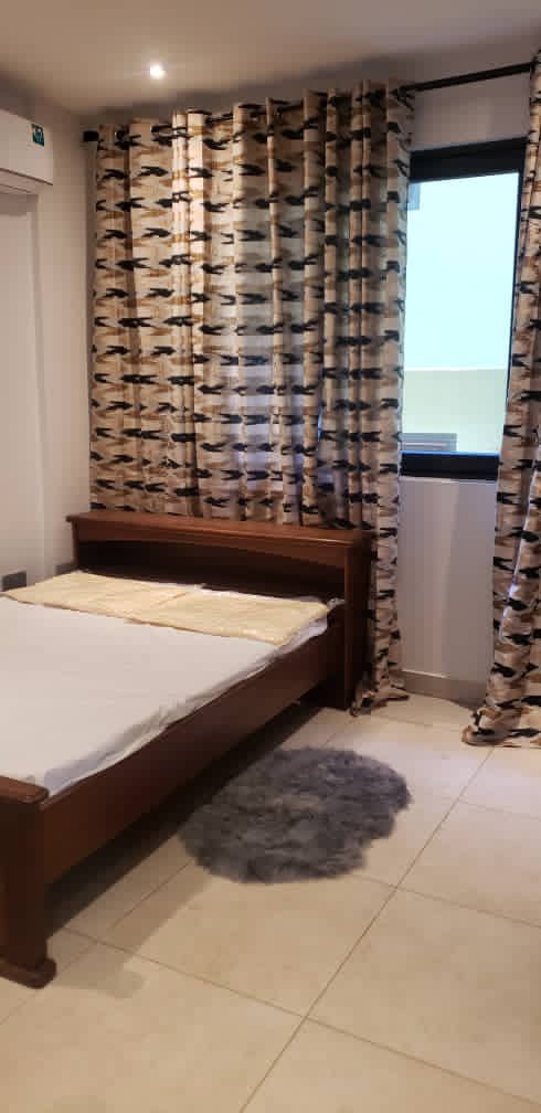 capohpr's tweet image. 1br fully furnished apartment for rent. Building completed in 2020. East Legon (behind Mensvic Grand Hotel). $1,000/month. Pool. 24/7 security. Internet.