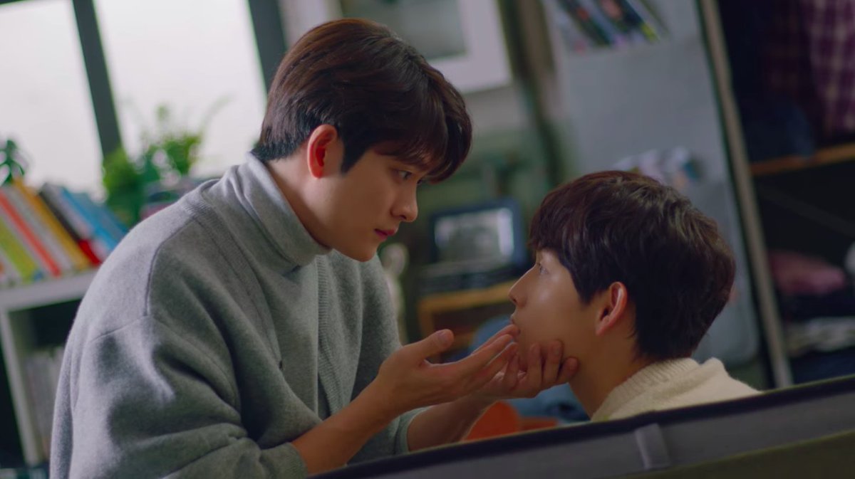 seoparkang's tweet image. Can I just say how I love the 6 pairing combinations of our 4 main leads? The romance, the bromance, the sismance and even the combination of our first and second leads  #RunOn