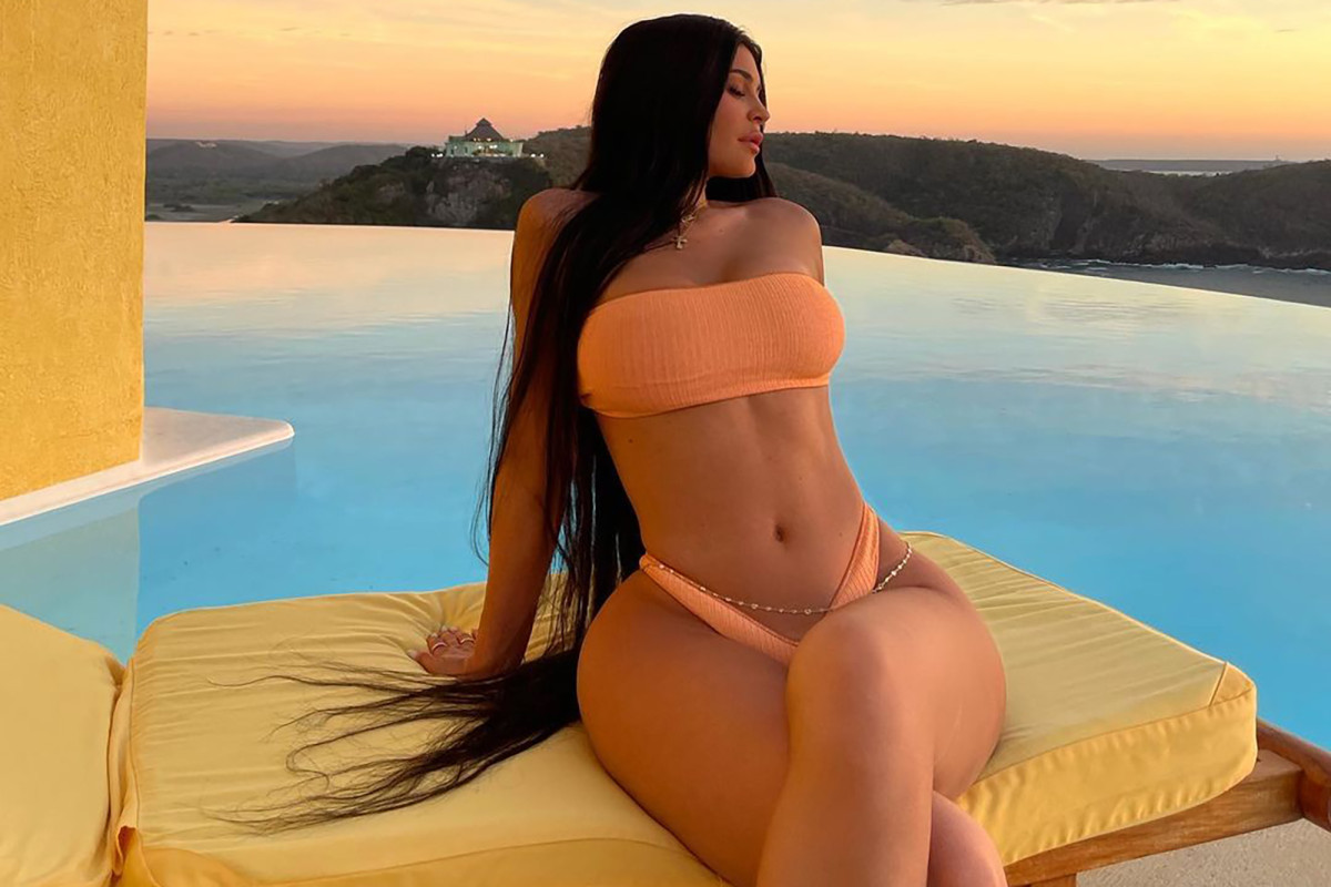Inside Kendall and Kylie Jenner's $7K per night Mexico villa