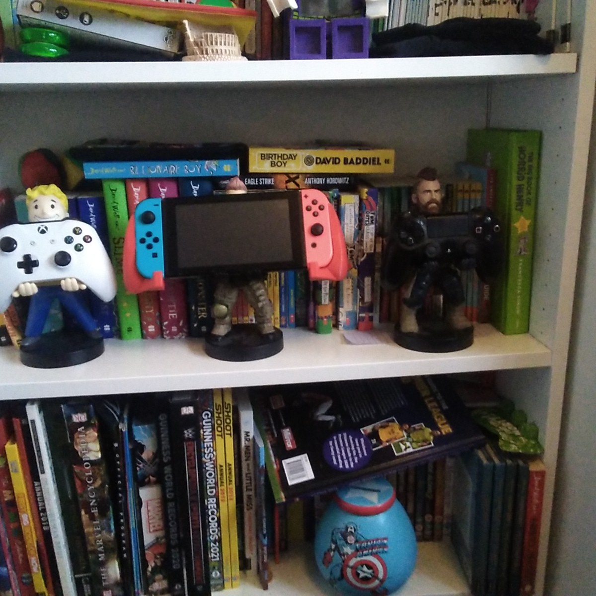 mrhalfpintt's tweet image. What controller stands do you have? We have these 3 fine fellows!
#GamersUnite #ControllerStand #BO4 #Fallout