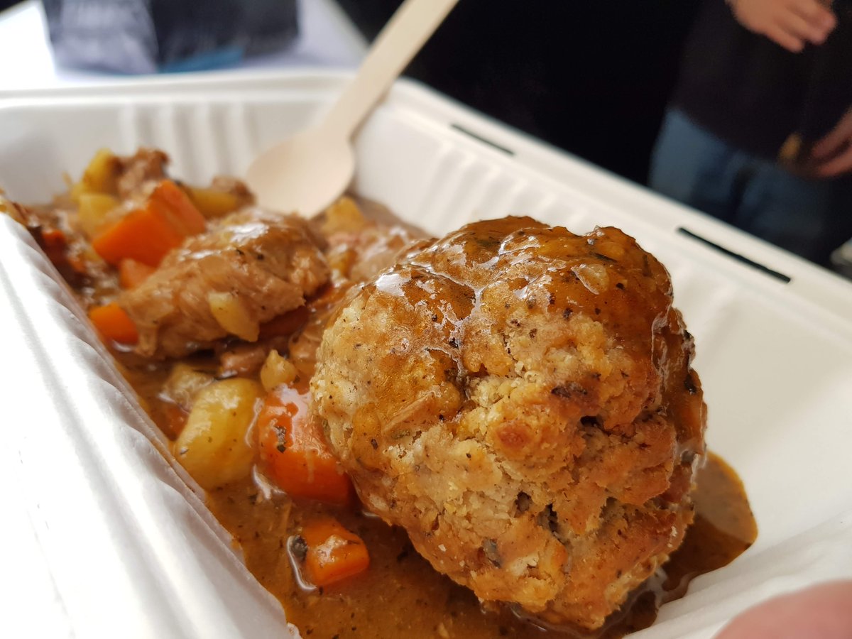 scoffpopup's tweet photo. Double pop-up ALERT! #RacletteRaclette serving up delicious Alpine food at @allsaintsclift1 and @moo_stoo tempting the tastebuds with their stew and dumplings and #Yorkshirepuddingwraps at Portishead Marina this eve from 5pm. #cliftonfood #bristoltakeaway #portishead #food https://t.co/Ik2AEDHO9O