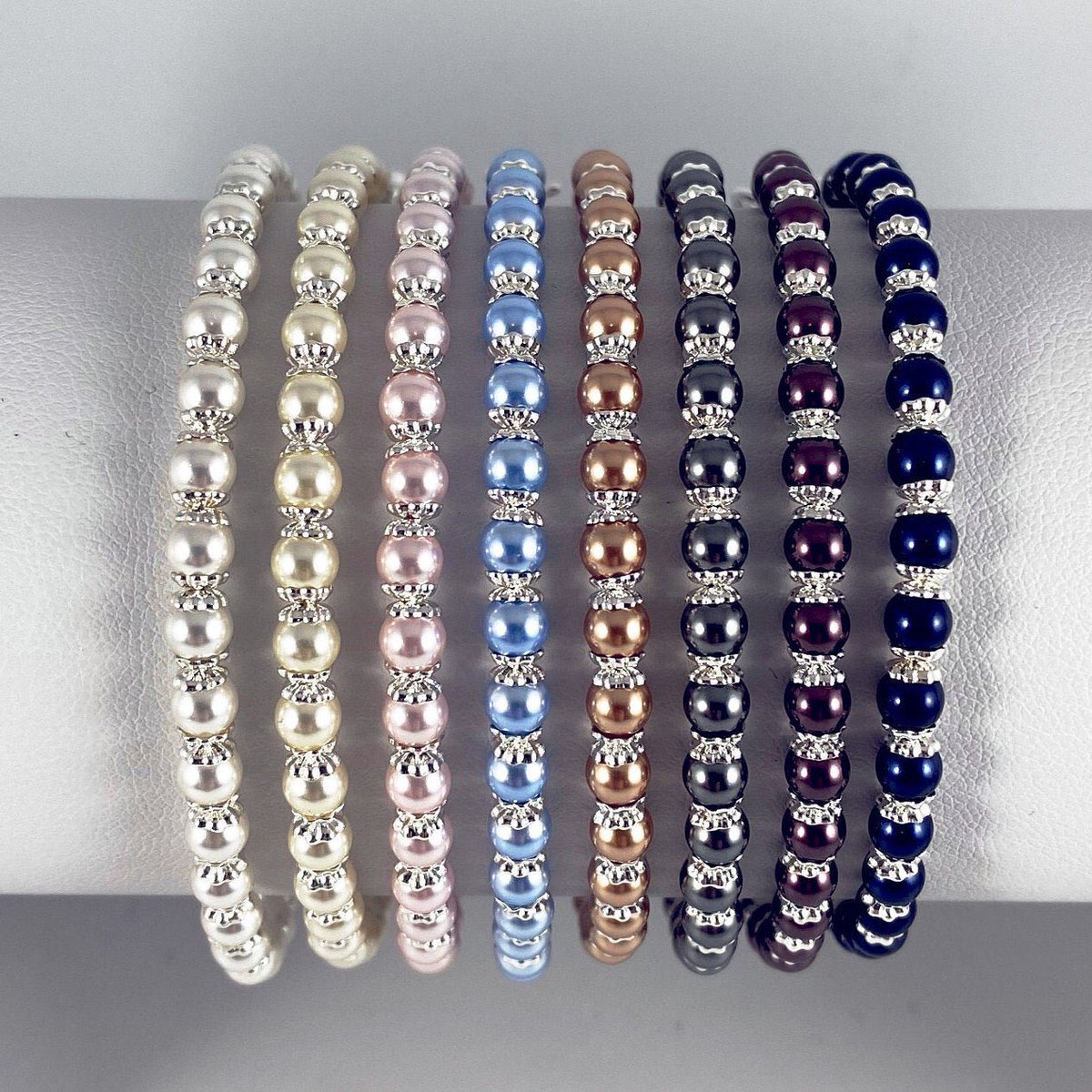 CPearl2020's tweet photo. Single Strand Pearl Bracelet Fancy #etsy #wedding #swarovskipearl #pearlbracelet #singlestrand #springring #pearl https://t.co/cFnATDtge0 https://t.co/Rd8xZWNNnm