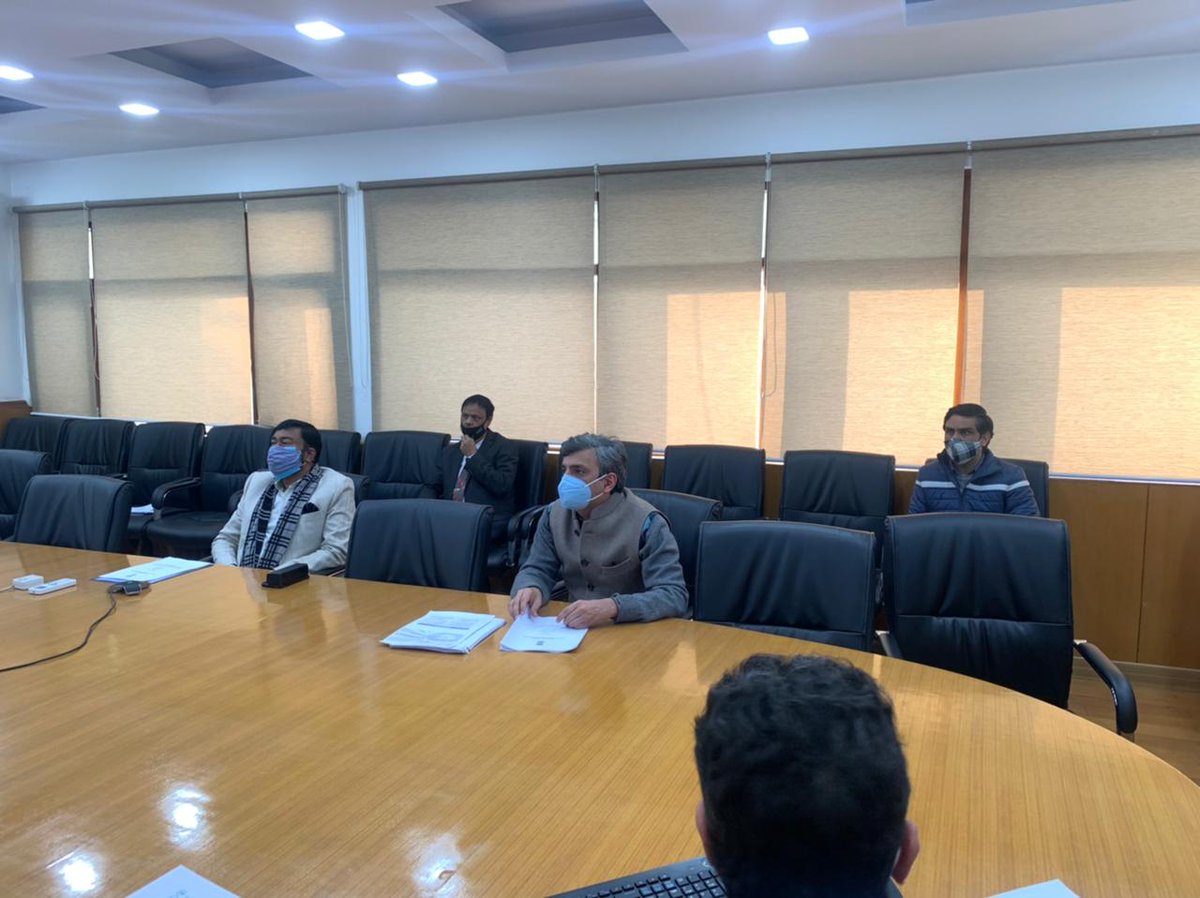 MOFPI_GOI's tweet photo. The status of implementation of 5 projects under the Mega Food Park Scheme was reviewed in the meeting of the Inter-Ministerial Approval Committee chaired by Union Minister of State @Rameswar_Teli ji. https://t.co/PKdyXVHG8S