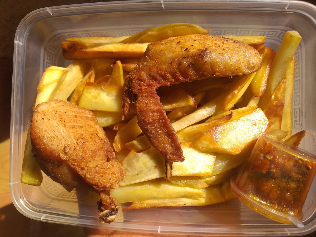 chefdejuree's tweet photo. A full plate of chicken and chips and pet coke from us today for just N800
Send us a DM/CALL/ or add us WHATSAPP 09011911231 

#PHTwitterCommunity #porthacourt #krisjenner #okrika #johnterry #MichelleObama #laycon #phvendors #wike #riversstate https://t.co/Rv8DQApQYD
