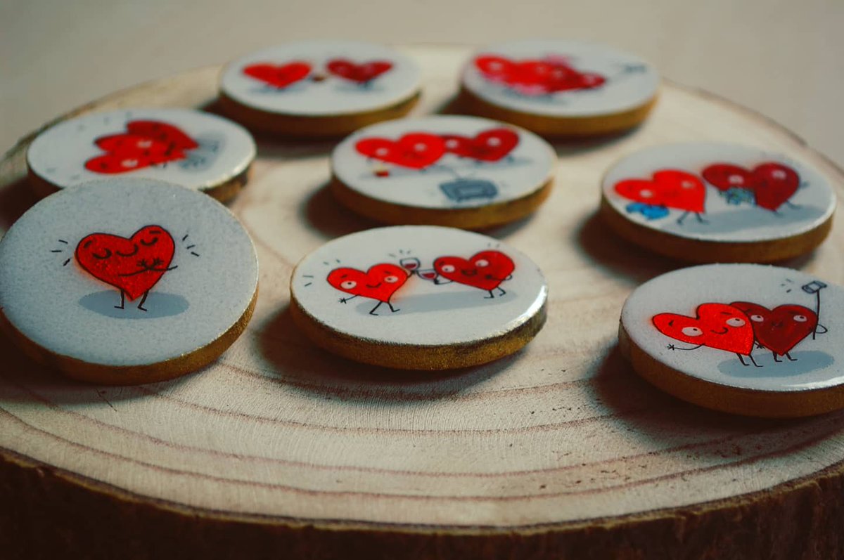 ZicoJude's tweet photo. 'LoveStuck' Magnets / Acrylic &amp; Resin on Wood / 2" × 2"

A quirky collection of miniature magnets that is sure to attract your love for them.
.
#abstractart #magnets #gifts #resinmagnets #accessories #homedecor #zicojude https://t.co/p5TYmqYNBq
