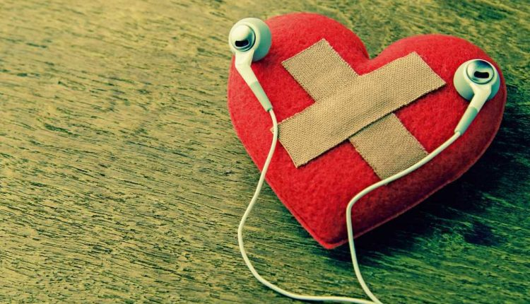 ⚫️🔴 Hace años, #MichaelEnde escribió un #cuento que narra las aventuras de #Momo, una niña con una capacidad extraordinaria de #escuchar a las personas. 
La #firma del pedagogo Javier Alonso en #ComunidadRyE
👇🏿👇🏿👇🏿
religionyescuela.com/actualidad/esc…