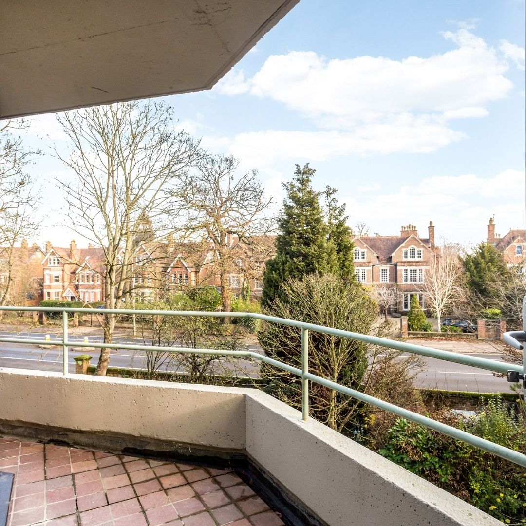 jcpestateagents's tweet photo. FOR SALE 🏠
Guide Price £325,000,00.

For more information of this property or to book a viewing, please contact our Sales team in the Jericho branch:
📞01865 55 44 22
📩office@jcpestategents.co.uk
⌨https://t.co/wgQxUdMUsy https://t.co/kyW6wTsAYV