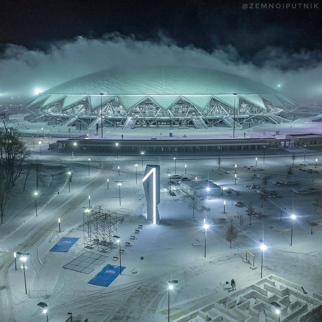 This brilliant picture of @zemnoiputnik of the Samara Arena is the most surreal picture of a stadium you will find today 🛸

#samara #kryliasovetov # krylia #russi #НЛО #ufo
#аренасамара
#стадион
#самарафото
#крыльясоветов
#dronegram
#стадионы
#dronew… instagr.am/p/CKTjqa8nTqf/