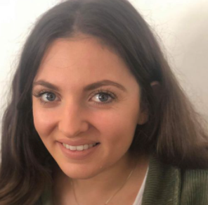 COMICResearchUK's tweet photo. Hi! I’m Olivia @OliviaT82612127 I’m a Research Assistant currently working on ASSSIST2; which is assessing if Social Stories are helpful for children with autism across Yorkshire and Humber #Autismresearch #socialstories #MeetCOMIC https://t.co/xOwrffr8eE
