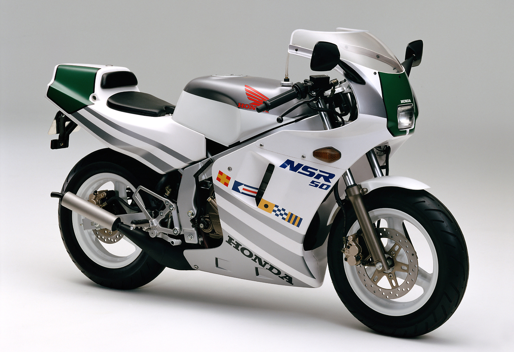 あ*あ様 ホンダ HRC NSR mini NSR80 NS-1 NSR50 ラ NSR50と何が違う？ 50ccのレース専用モデル「ホンダ NSR Mini