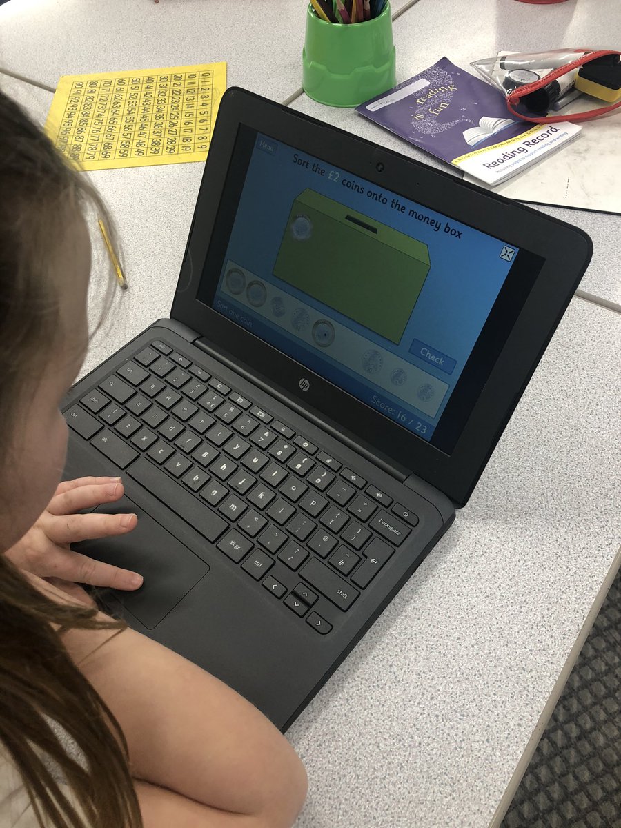 LakesideYork's tweet photo. Team Sycamore played a great game this morning to consolidate our work on money. #LakeMaths #money #coincounting https://t.co/t9w3uariC8